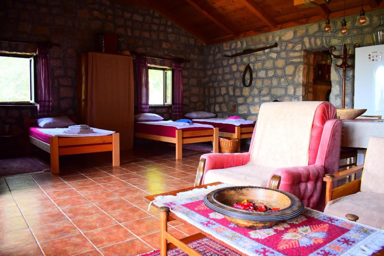 Vila Rent House Orahovo Virpazar Exteriér fotografie