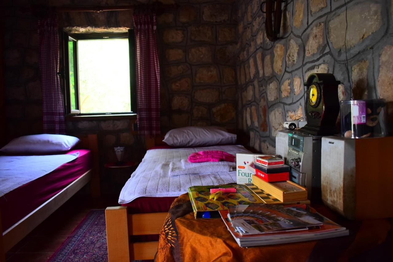 Vila Rent House Orahovo Virpazar Exteriér fotografie