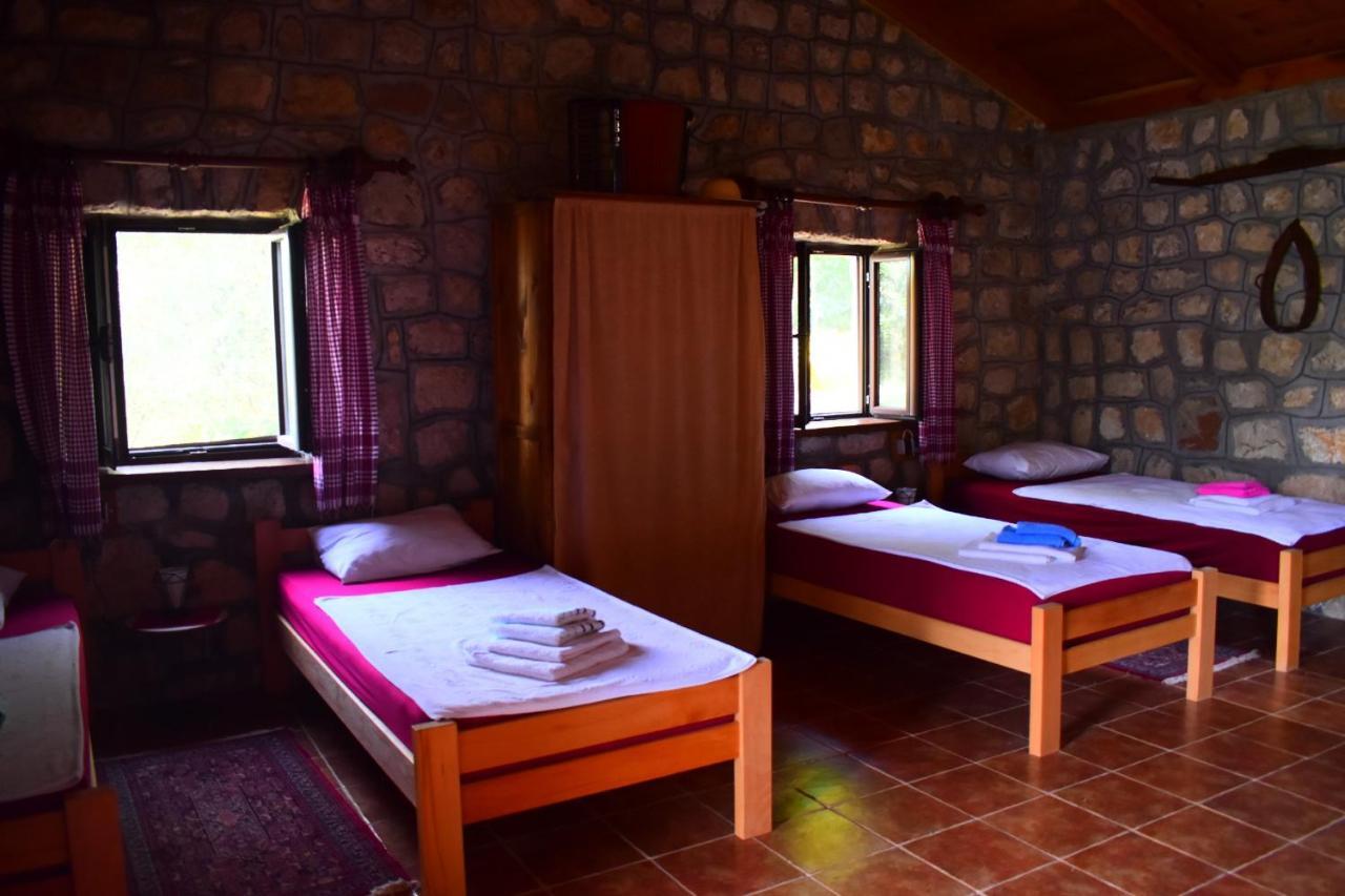 Vila Rent House Orahovo Virpazar Exteriér fotografie