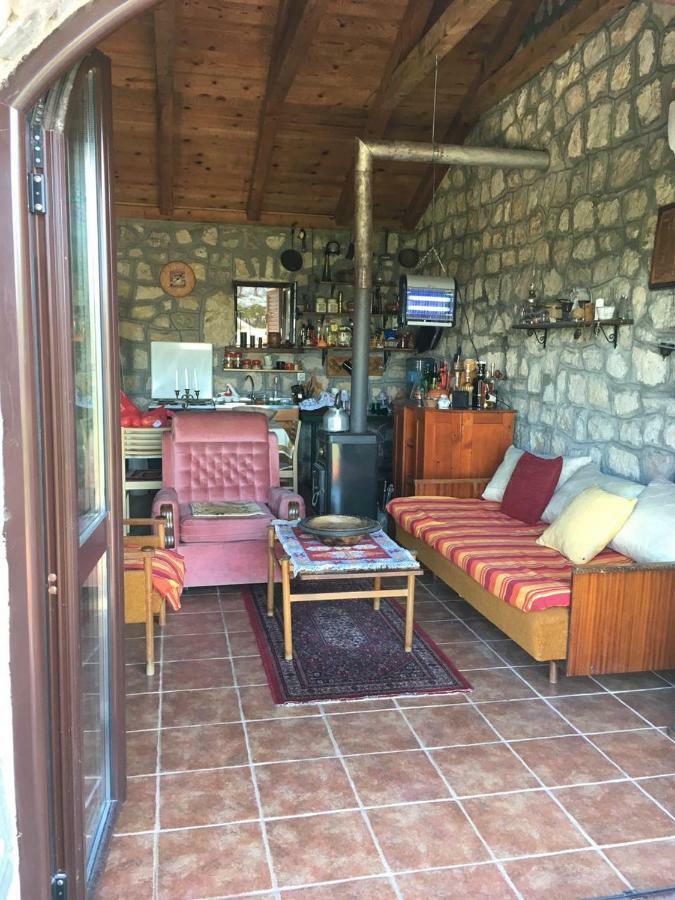 Vila Rent House Orahovo Virpazar Exteriér fotografie